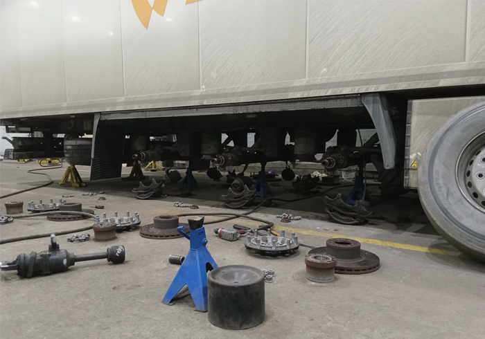 Срочная доставка запчастей для полуприцепов в Екатеринбурге